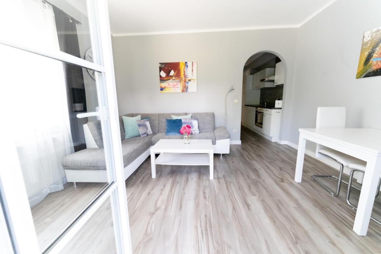 Velden Appartements Am Woerthersee フェルデン・アム・ヴェルターゼー エクステリア 写真