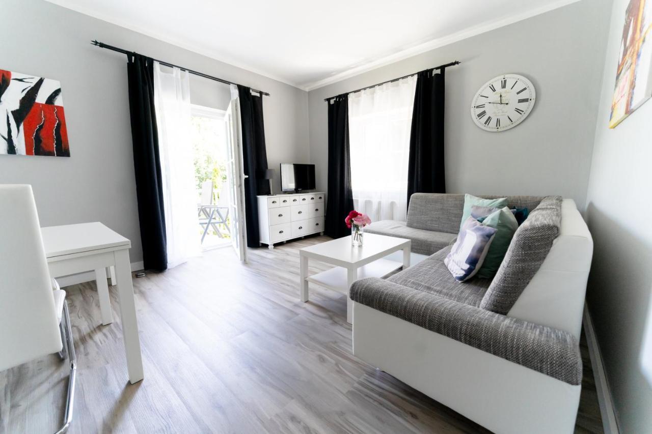 Velden Appartements Am Woerthersee フェルデン・アム・ヴェルターゼー エクステリア 写真