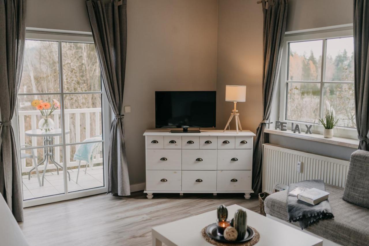 Velden Appartements Am Woerthersee フェルデン・アム・ヴェルターゼー エクステリア 写真